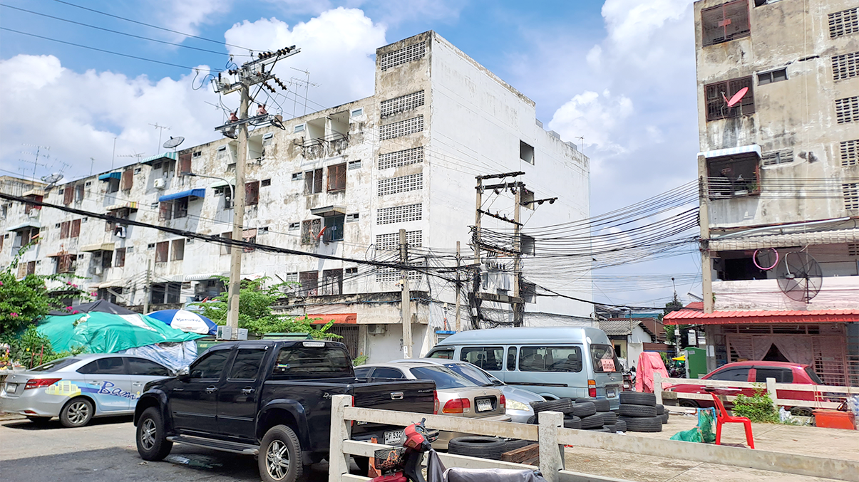 คอนโดมิเนียม โครงการแอร์พอร์ทคอนโดมิเนียม สุขาภิบาล 2