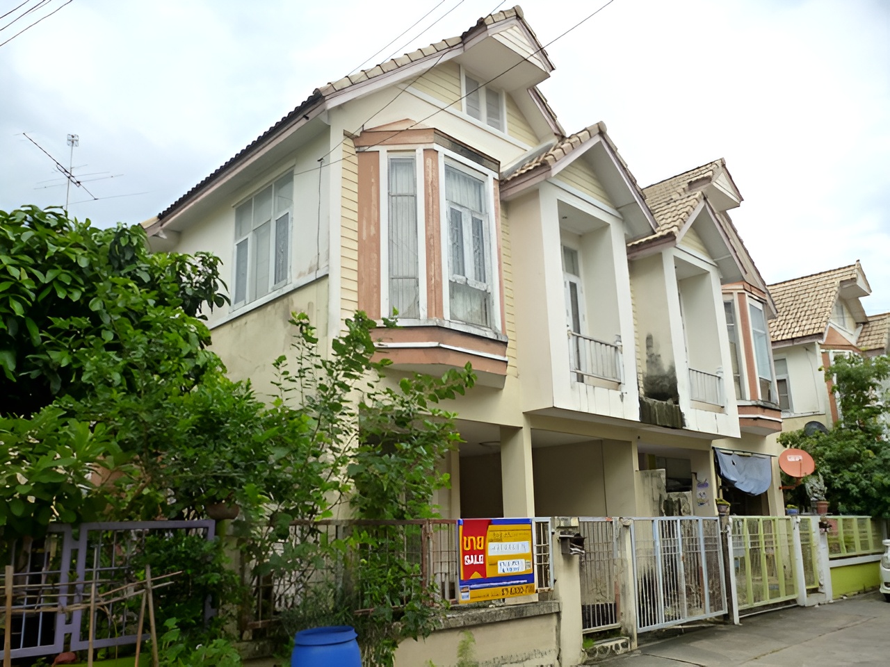บ้านแฝด โครงการวรางกูล คลอง 3