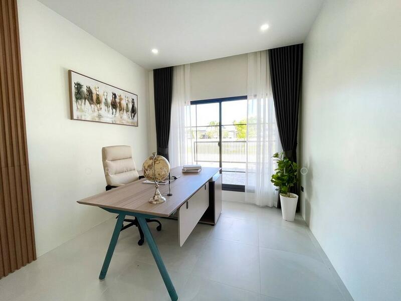 4 bed Cosy Home for Sale Prime Location in Pattaya, Chon Buri (Pattaya)