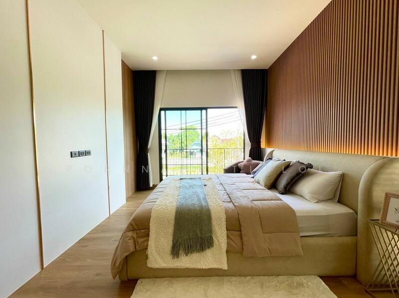 4 bed Cosy Home for Sale Prime Location in Pattaya, Chon Buri (Pattaya)