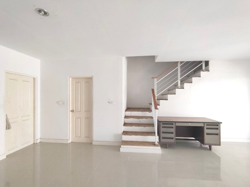 Baan Klang Muang S-Sense Onnuch-Wongwan