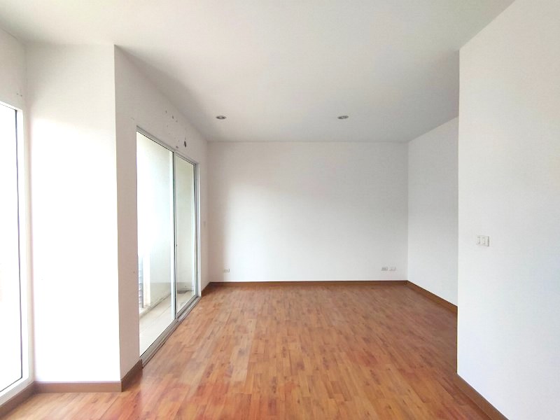 Baan Klang Muang S-Sense Onnuch-Wongwan