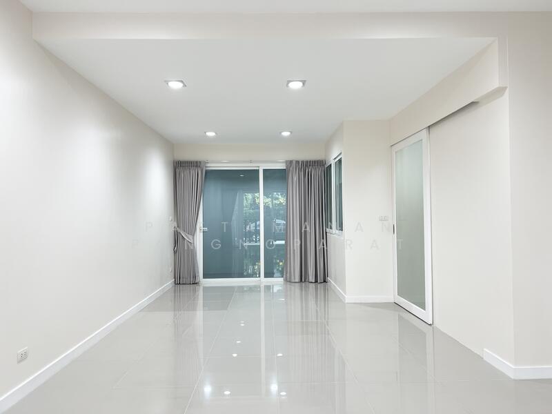 Space Townhome, Bangkok
