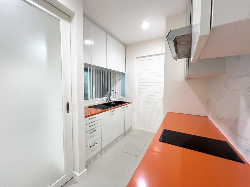 Space Townhome, Bangkok