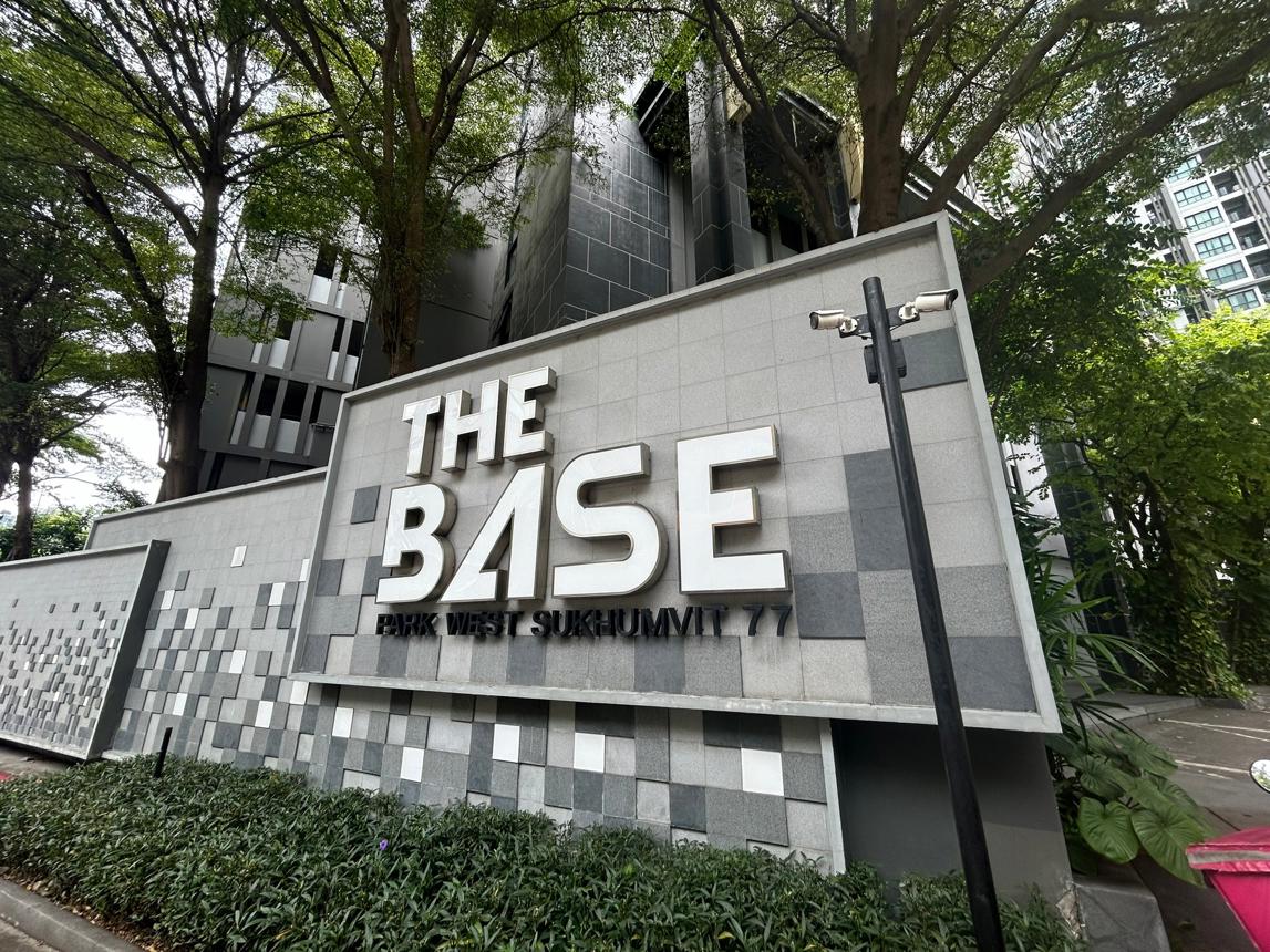 Condominium The Base Park West Sukhumvit 77 Watthana Bangkok