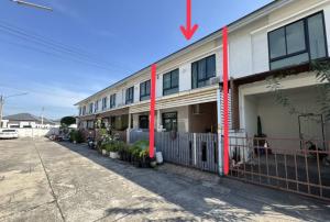 Townhouse in Panan Nikhom, Chonburi