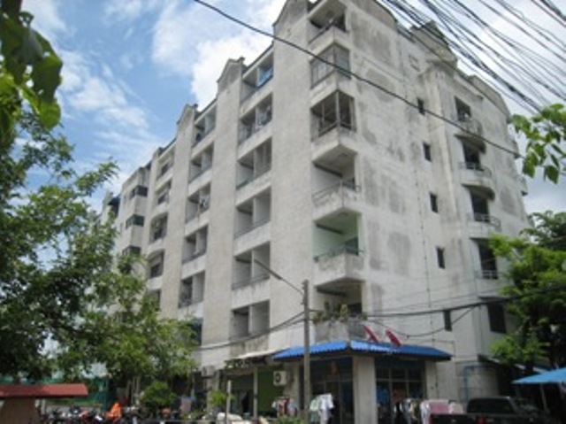 บ้านเดี่ยวที่ชลนที คอนโดทาวน์เลขที่ 136/156 ชั้น 6 อาคาร C