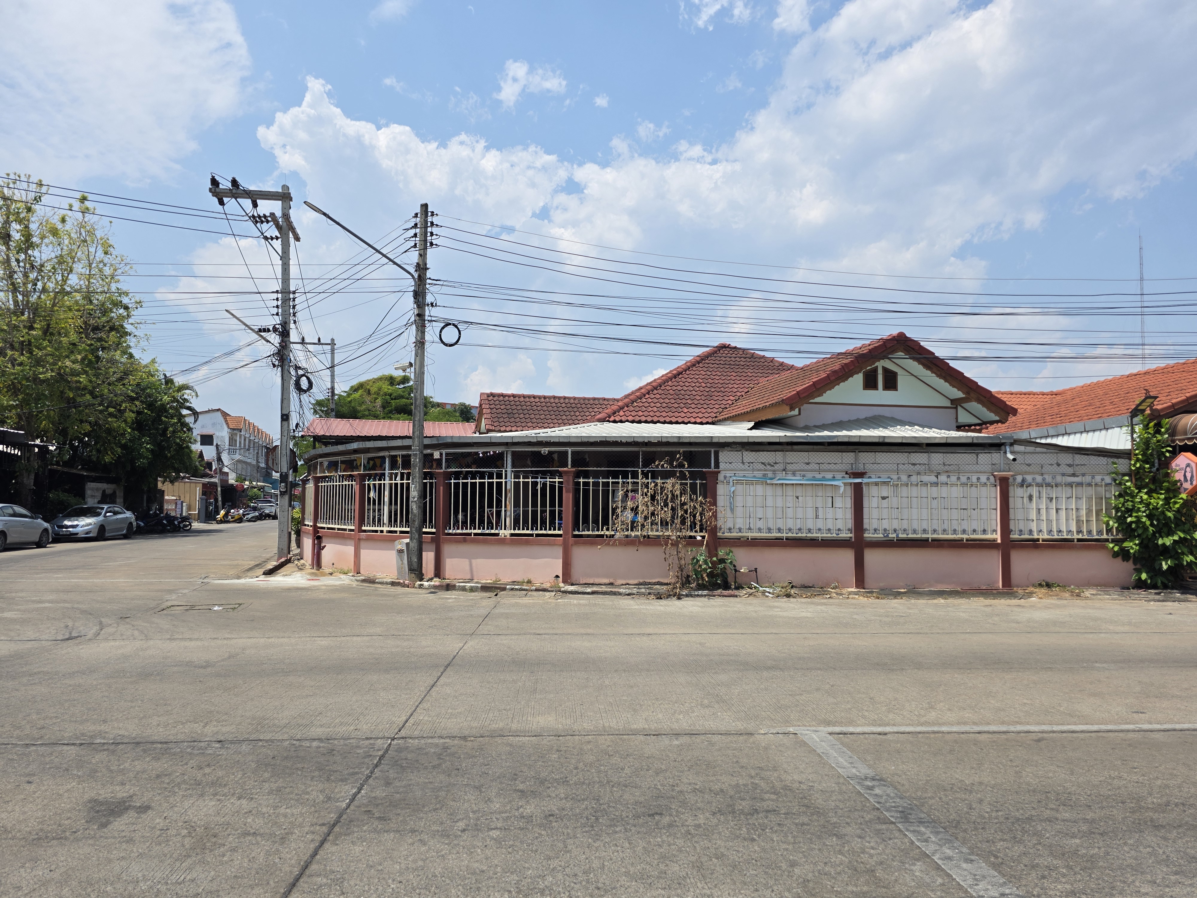 บ้านพักอาศัยตึกชั้นเดียว เมืองเพชรบูรณ์