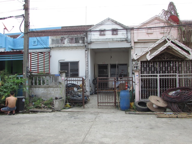 บ้านชวนอยู่