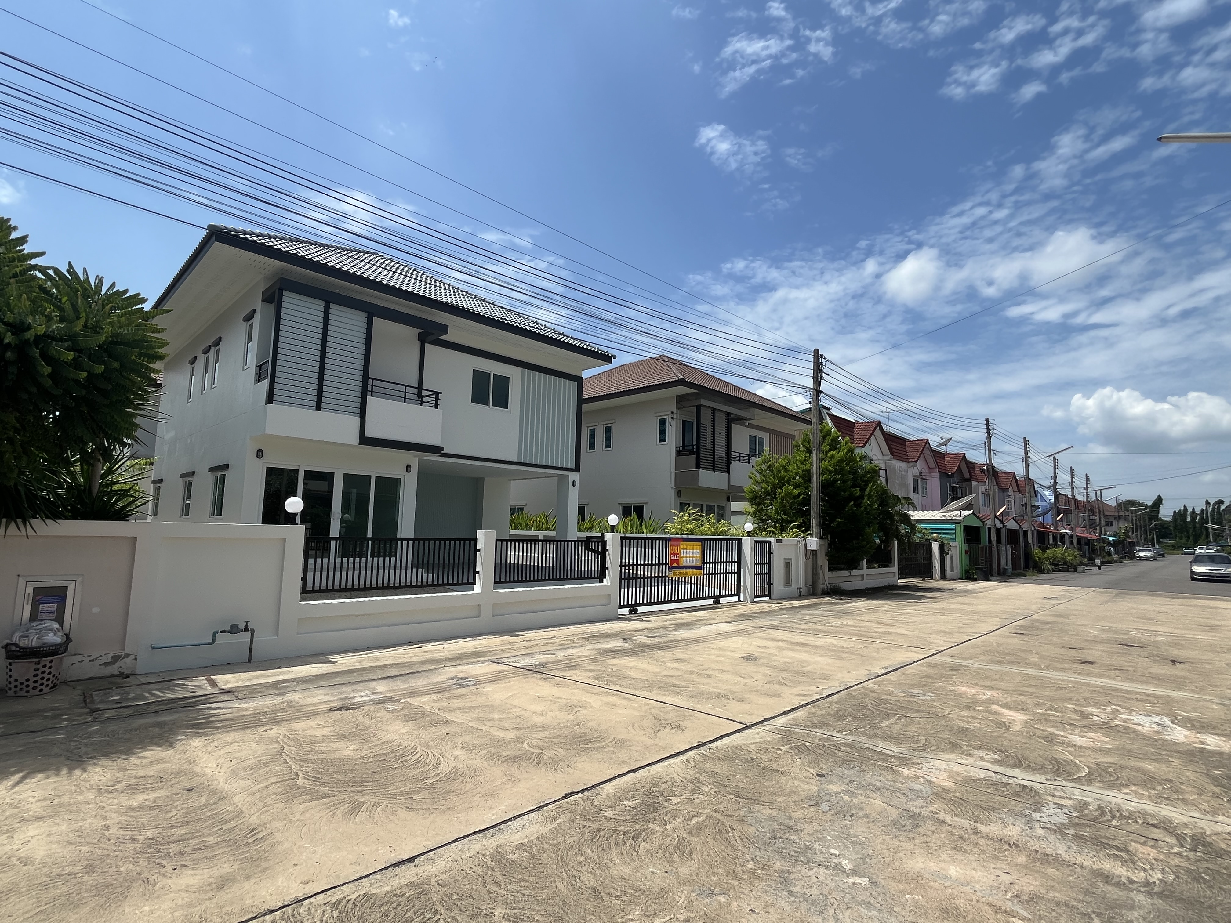 บ้านเดี่ยว โครงการเดอะโฟลว์ ราชบุรี : ปรับปรุงใหม่