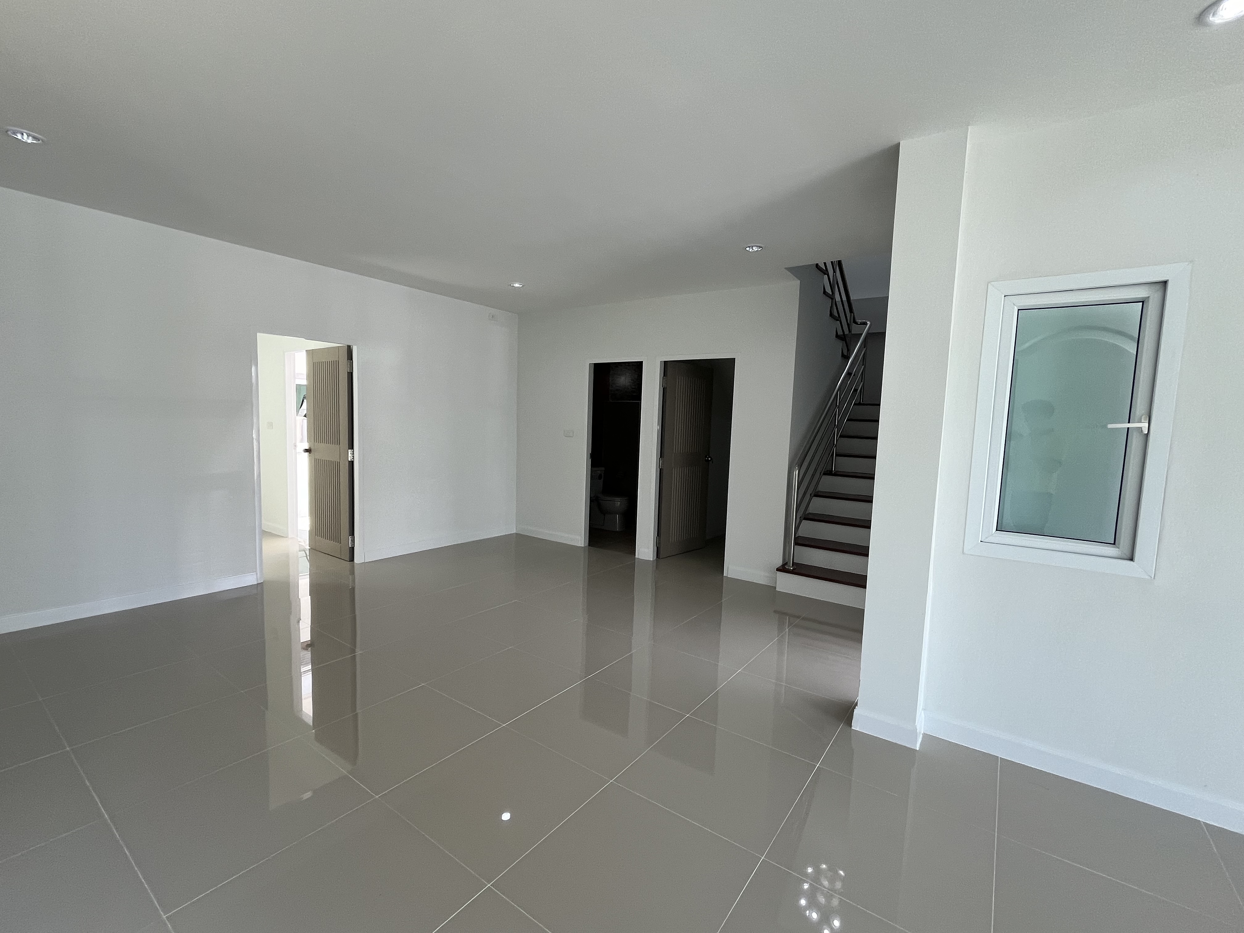 บ้านเดี่ยว โครงการเดอะโฟลว์ ราชบุรี : ปรับปรุงใหม่
