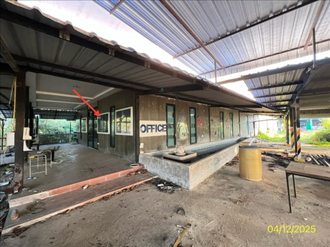 Office Building in Nakhon Pathom City, Nakhon Pathom
