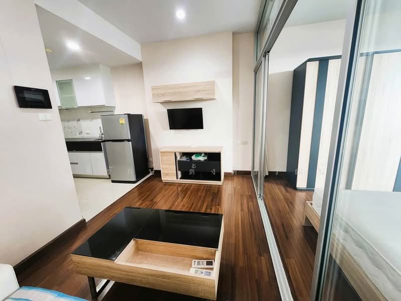 Supalai Lite Sathorn-Charoenrat, Bangkok