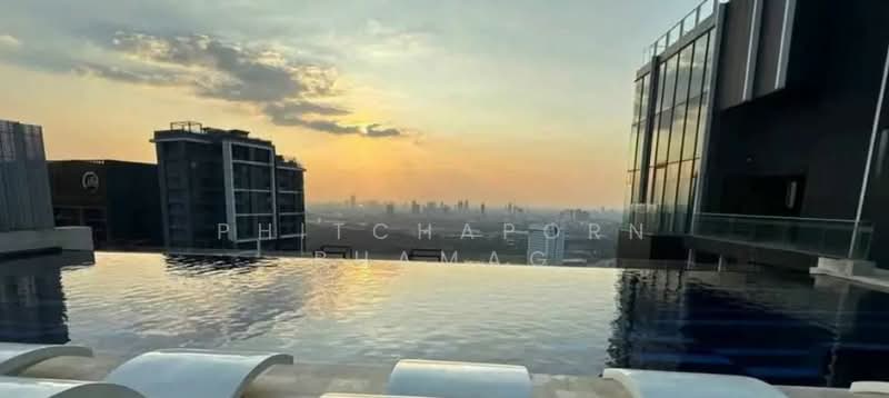 Life @ Ladprao 18, Bangkok