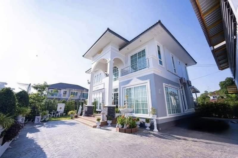 Ekkachai Lake Ville, Bangkok