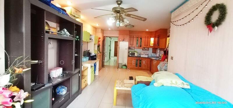Klongjan Place condominium, Bangkok