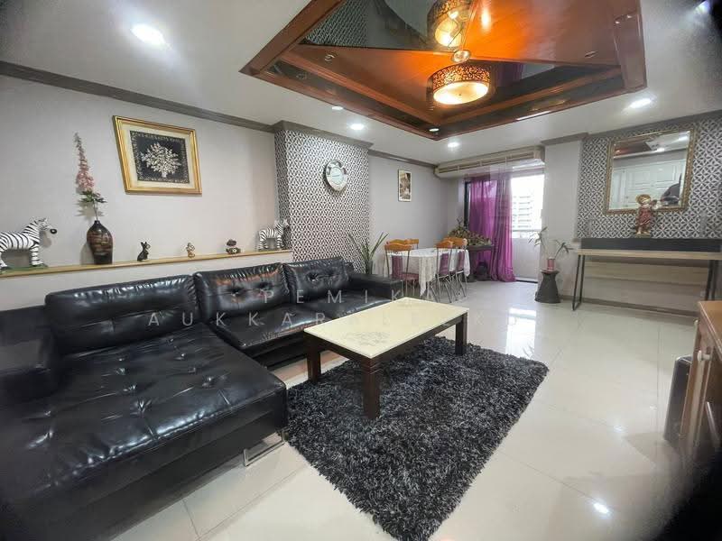 Pratunam Prestige, Bangkok