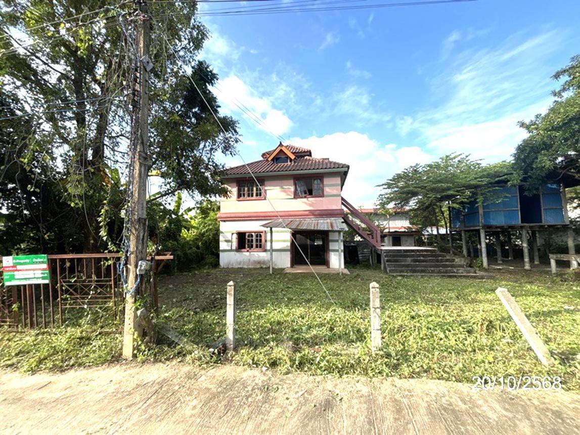 Single House, Chom Phra, Surin Province