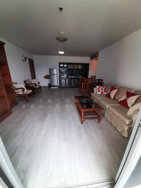 Sukhumvit Suite, Bangkok