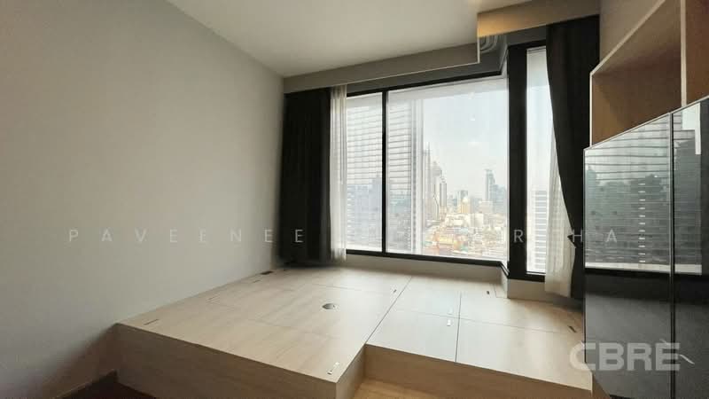M Silom, bangkok