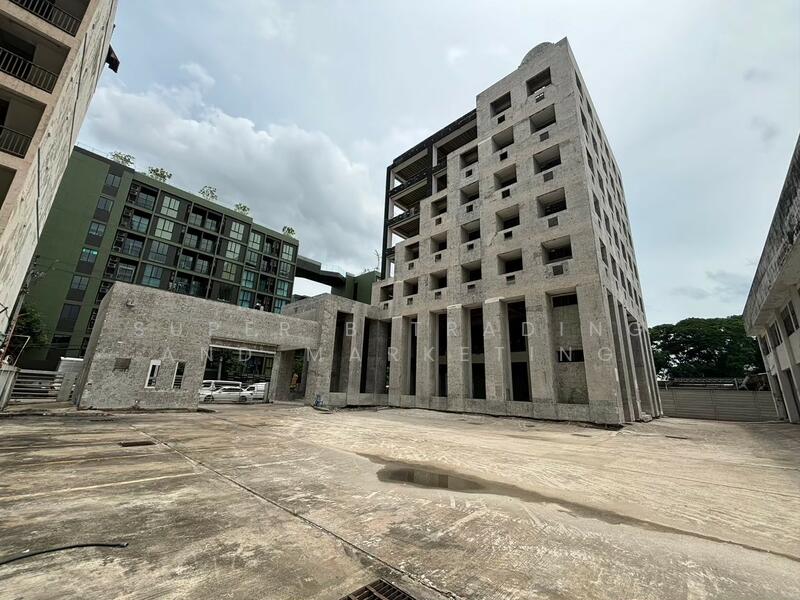 Land for sale with a 7-storey commercial building with warehouse 1 rai 2 ngan Soi Supapong 3 Prawet, Bangkok