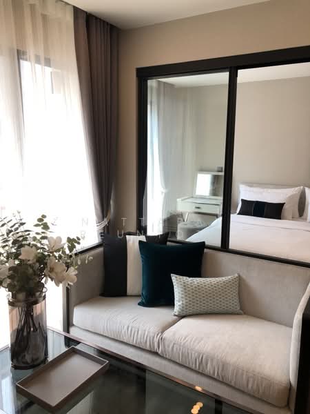 Na Vara Residence, Bangkok