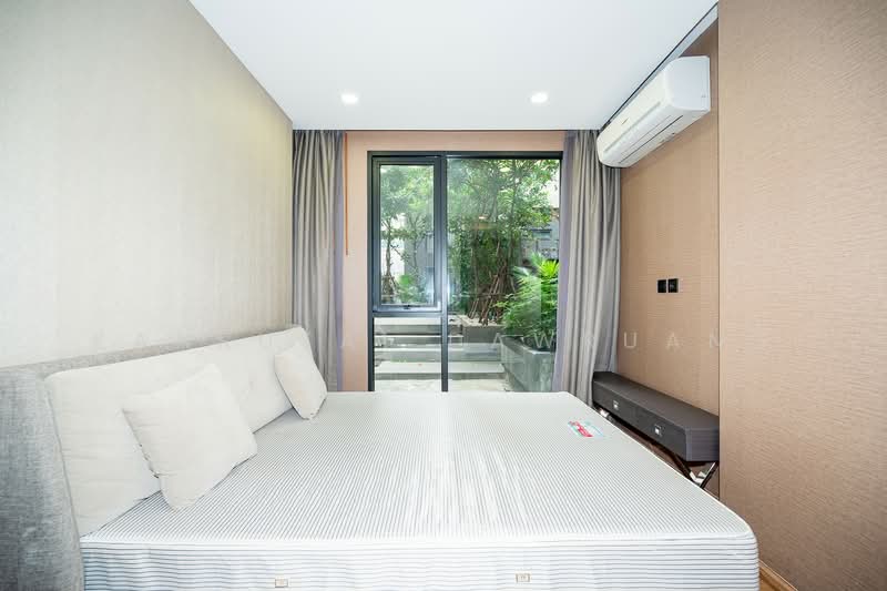 Klass Langsuan, Bangkok