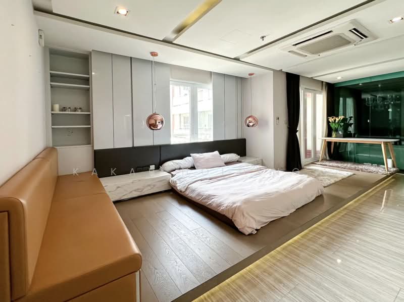 Citi Smart Sukhumvit 18, Bangkok