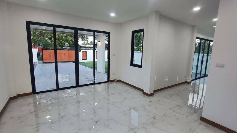 Modern 3-Bedroom Detached House in Huay Yai for Sale, Chon Buri (Pattaya)