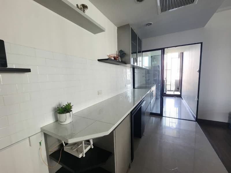 Supalai Elite Sathorn-Suanplu, Bangkok