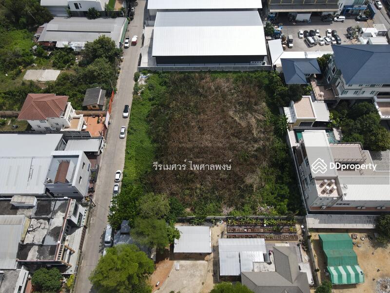 ขายที่ดิน เลียบด่วนเอกมัย-รามอินทรา (เหมาะสร้าง บ้านหรู + สำนักงาน) 1-3-86 ไร่ ถนนกว้าง 9 m., Bangkok