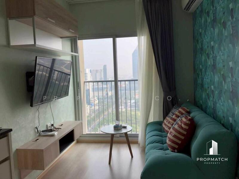 Noble Revolve Ratchada, Bangkok