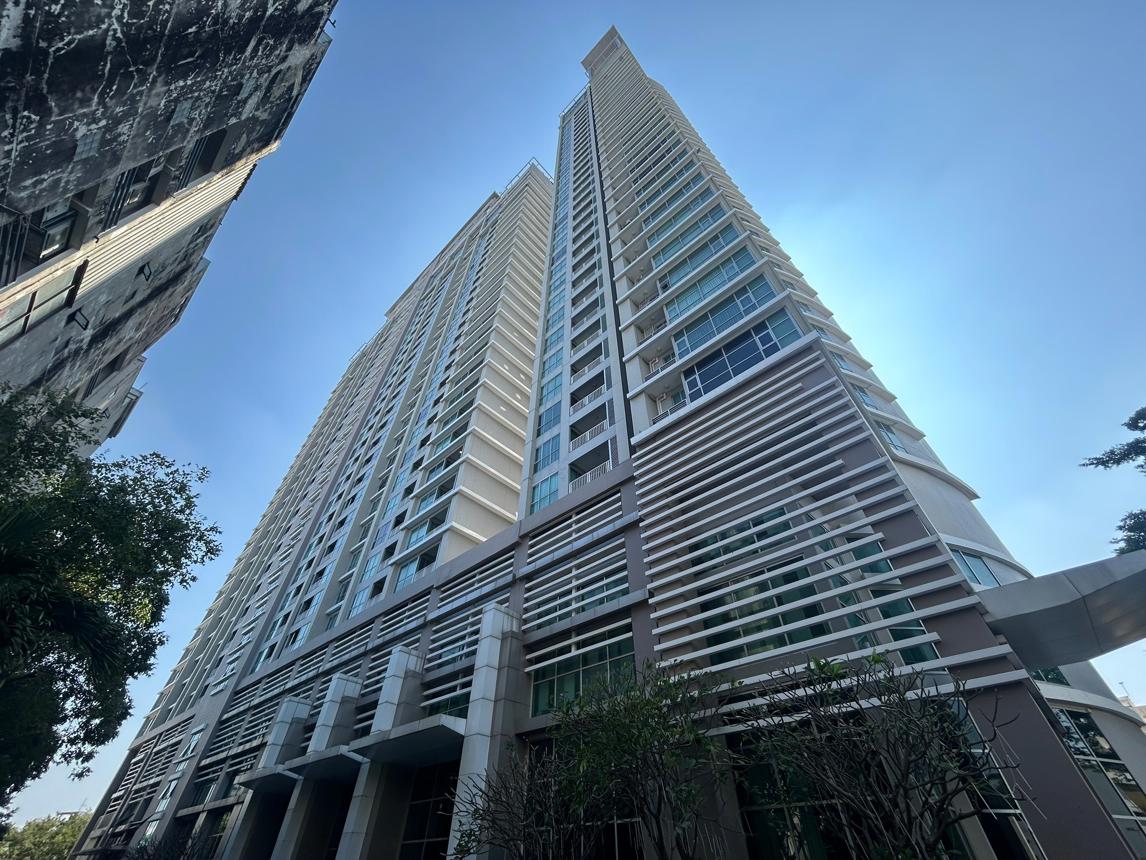 Condominium Rhythm Ratchada Huai Khwang Bangkok