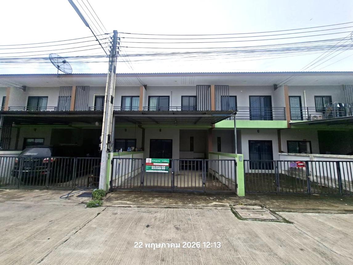 Townhouse in Jakkrawan Land and House, Pluak Daeng, Rayong