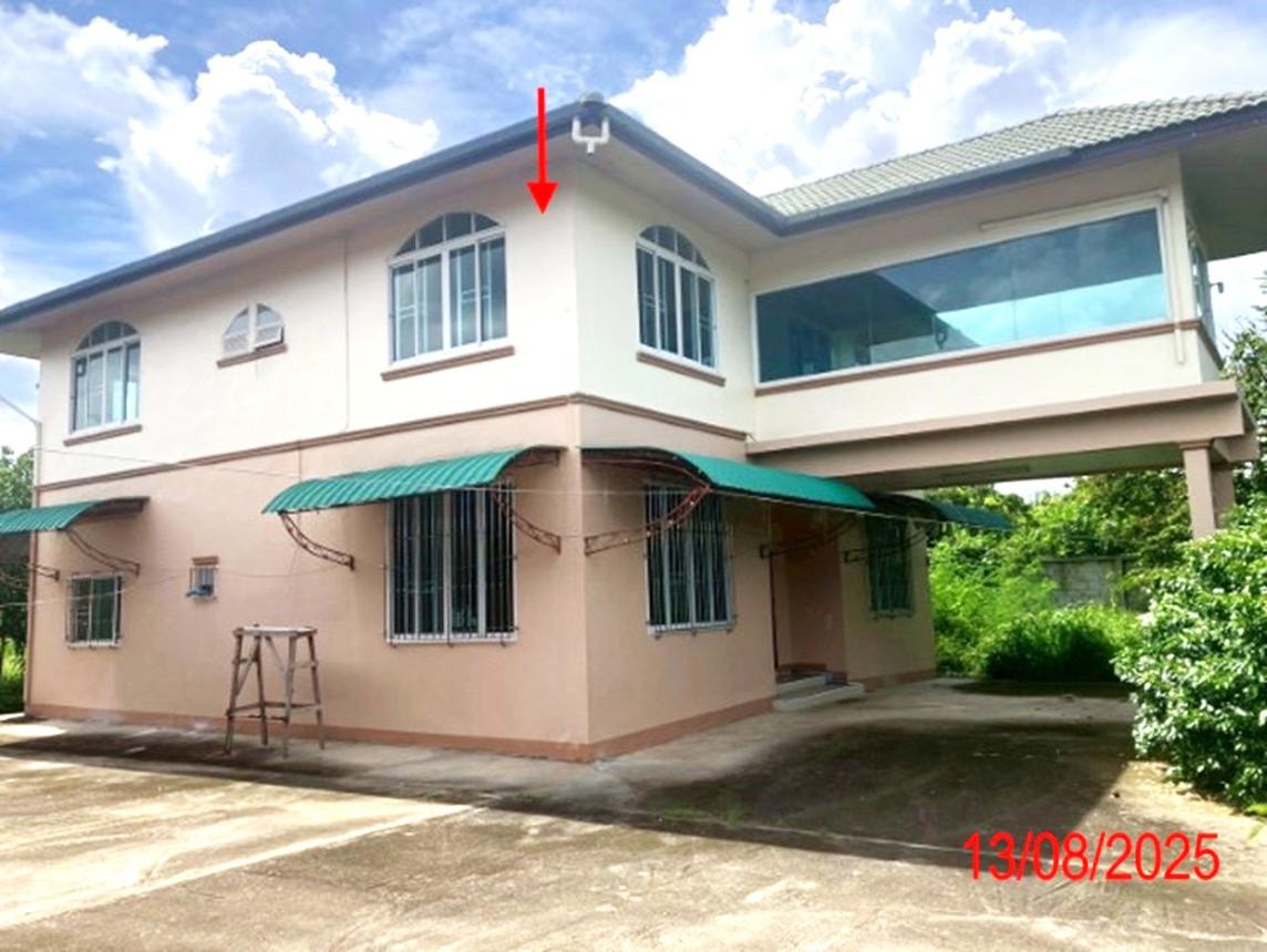 Single-Story House in Pa Sang, Lamphun