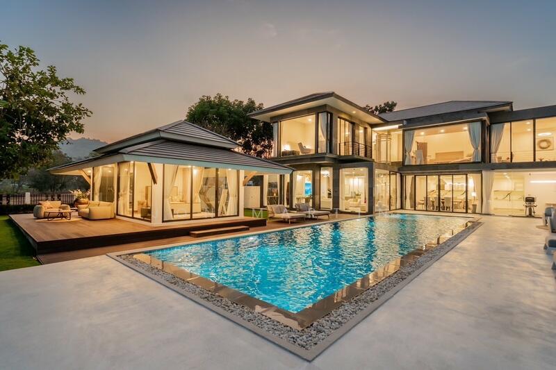 Palm Hills Golf Club and Residence, Phetchaburi