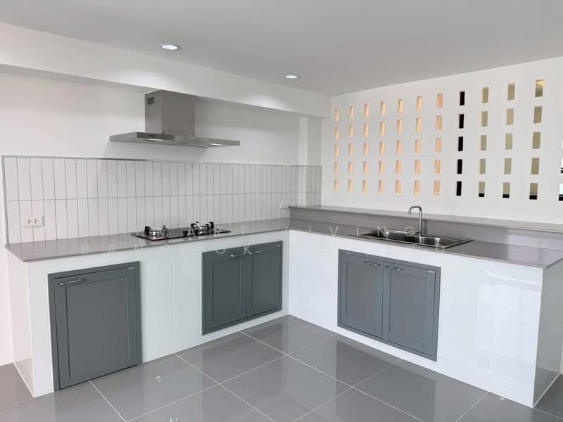 Townhouse Sukhumvit 101, Bangkok