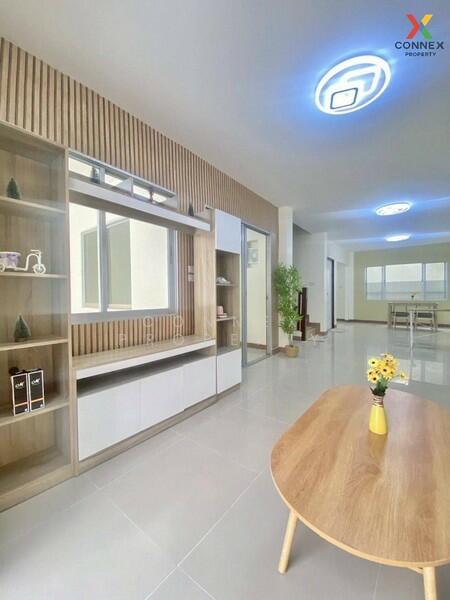 Phanason Villa Thepharak, Samut Prakan