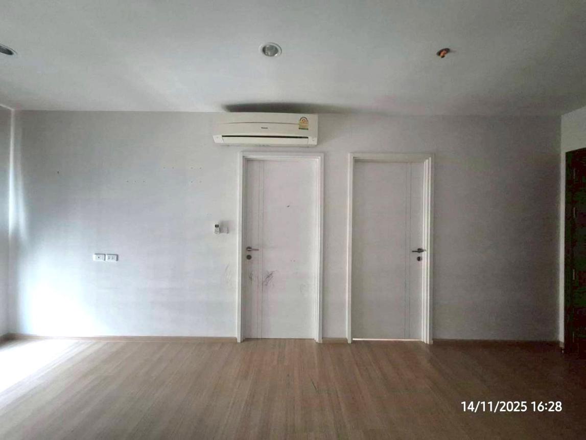 คอนโดมิเนียม เดอะ เบส แจ้งวัฒนะ ปากเกร็ด นนทบุรี