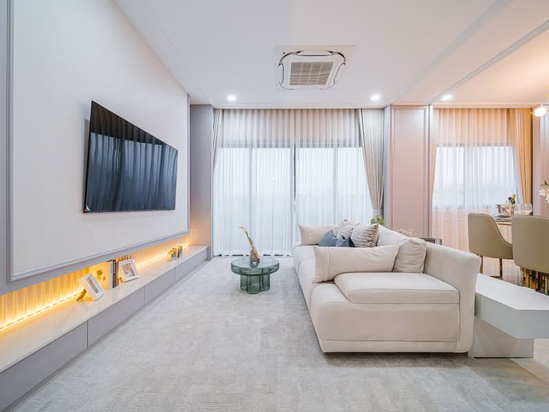 House for Sale Nong Pla Lai East Pattaya Modern Family, Chon Buri (Pattaya)