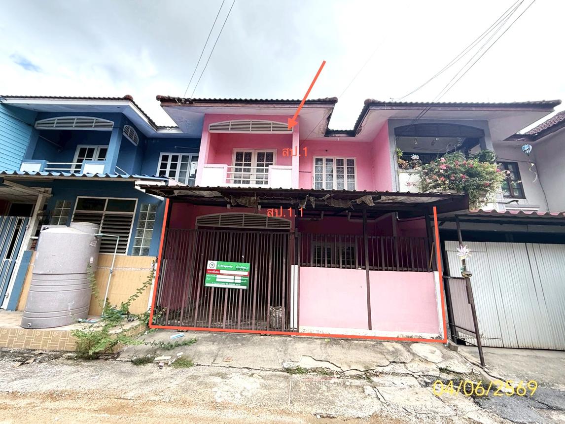 Townhouse Pradithsar 5 Danchai Pathum Thani