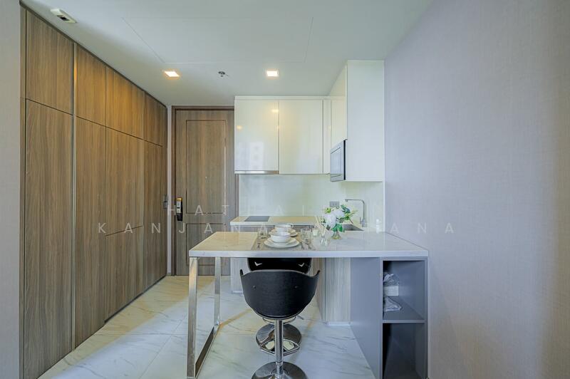 Celes Asoke, Bangkok