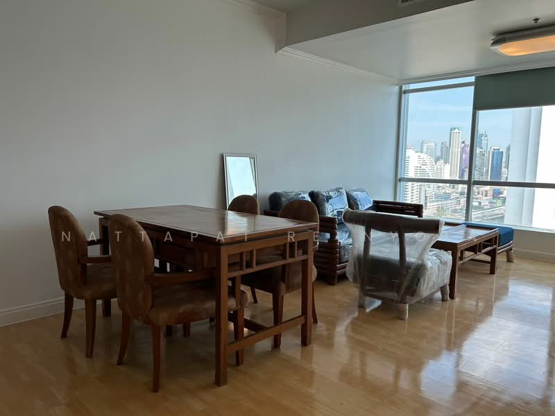Baan Sathorn Chao Phraya, Bangkok