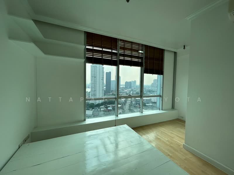 Baan Sathorn Chao Phraya, Bangkok