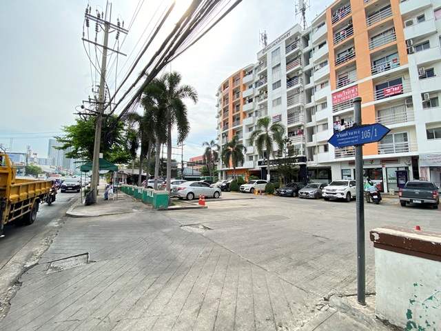 Ussakan Place Twin Condo