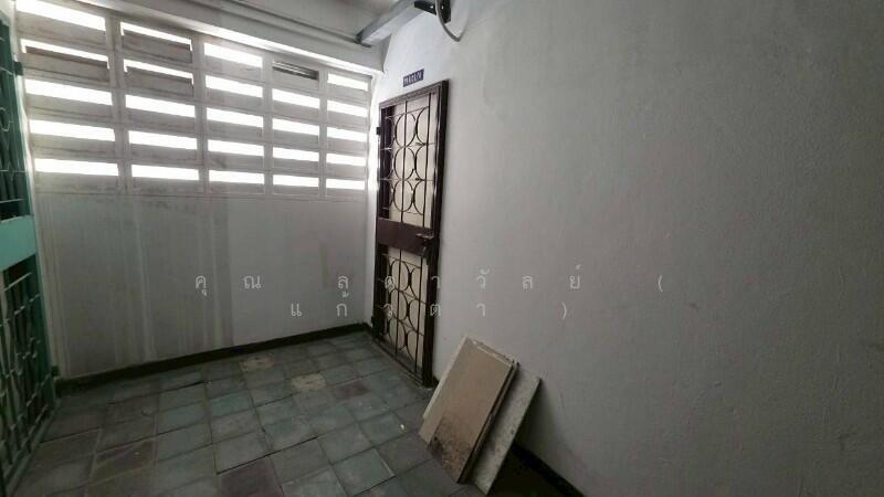 Eak Thani Condo Town, Pathum Thani