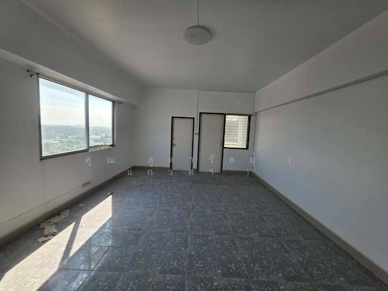 Eak Thani Condo Town, Pathum Thani