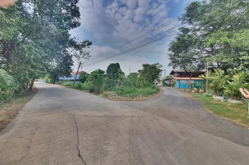 ขายที่ดิน 366 ตรว. ถนนลำไทร หนองจอก ติดถนน 2 ด้าน ปลดล็อคทุกไลฟ์สไตล์ บนที่ดินผืนสวย, Bangkok