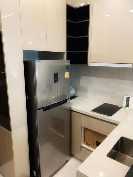 LAVIQ Sukhumvit 57, Bangkok