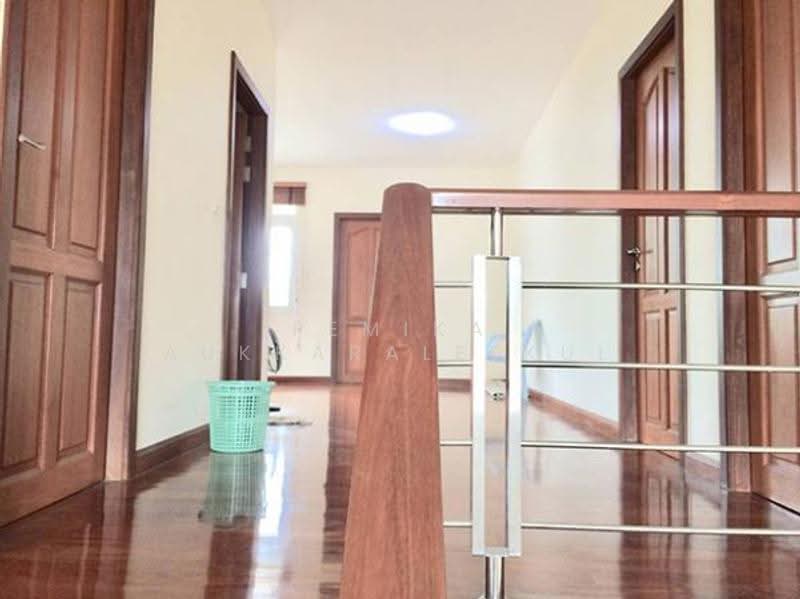 6-BR House, bangkok
